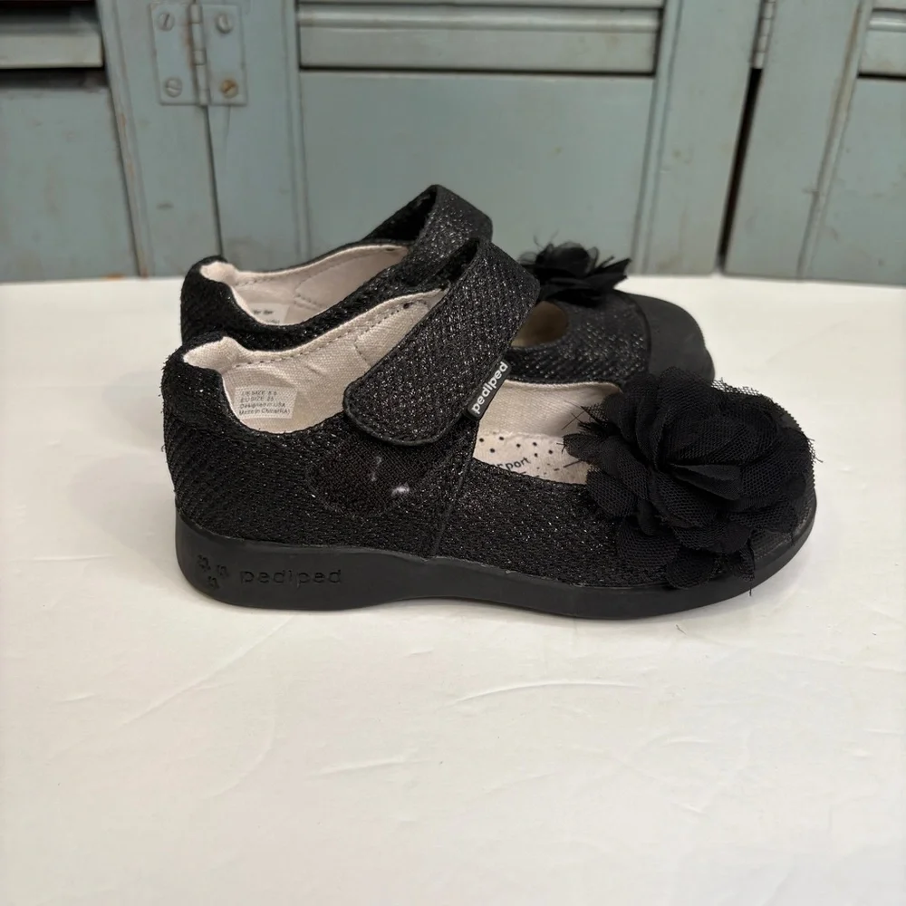 Pediped Black Glittery Mary Jane Shoes With Rose Applique Size 8.5 US 25 EU